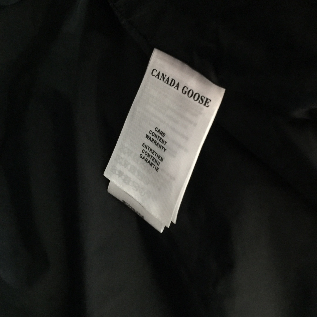 Canada Goose Black Label Down Vest - DesignerGu