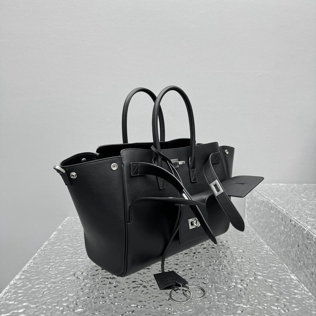 Balenciaga Bel Air Small Carry All Bag in black - DesignerGu