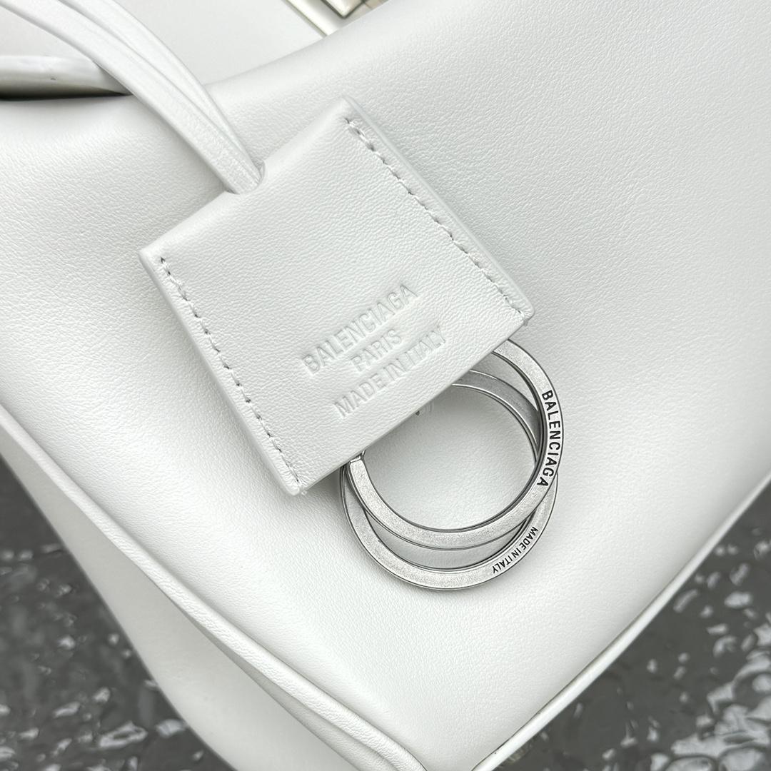 Balenciaga Rodeo Mini Handbag In White - DesignerGu