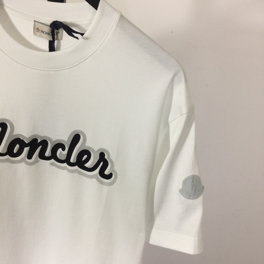 Moncler Logo T-Shirt - DesignerGu