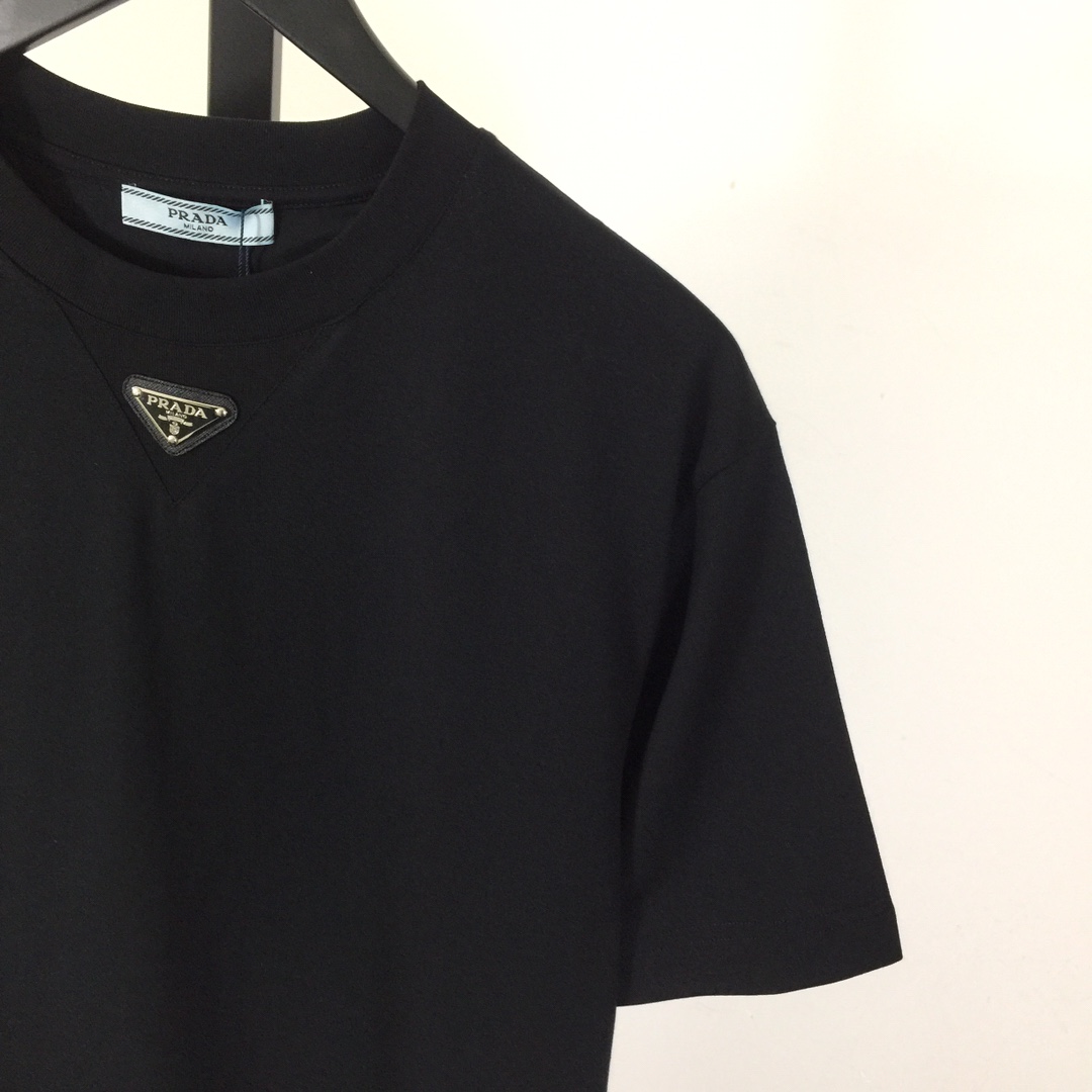 Prada Cotton  T-shirt  - DesignerGu