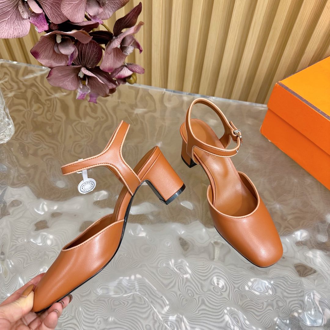 Hermes Kamilla 60 Pump - DesignerGu