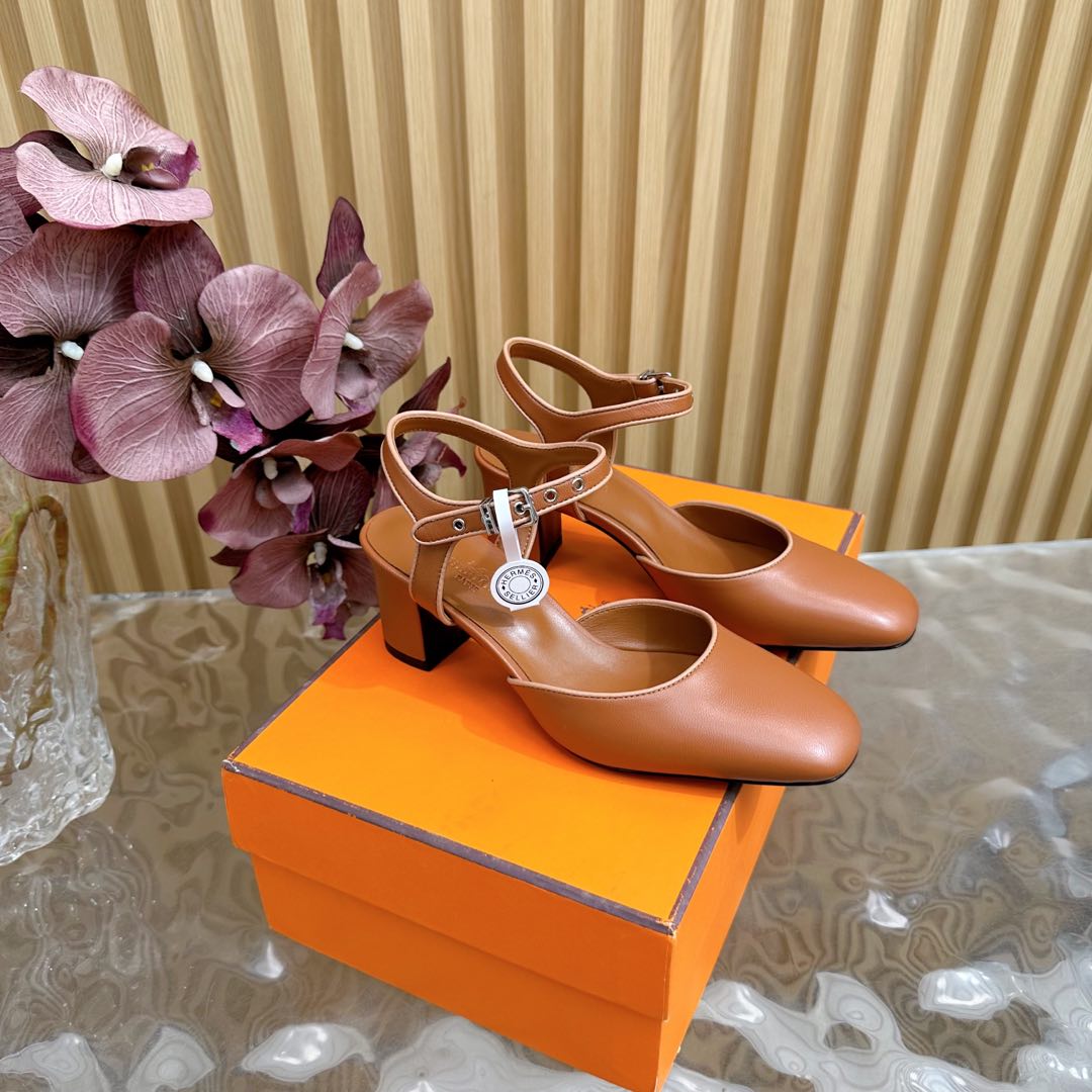 Hermes Kamilla 60 Pump - DesignerGu