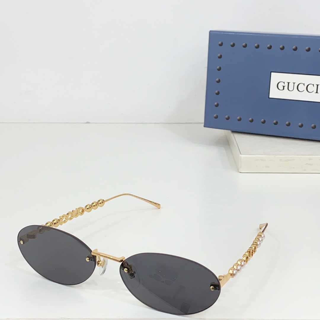 Gucci Oval Frame Sunglasses - DesignerGu