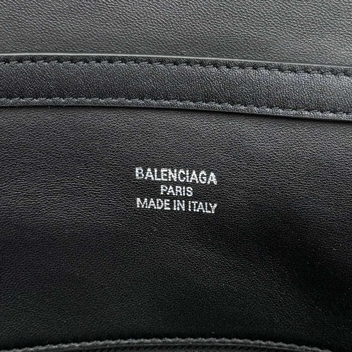 Balenciaga Rodeo Large Handbag In Black - DesignerGu