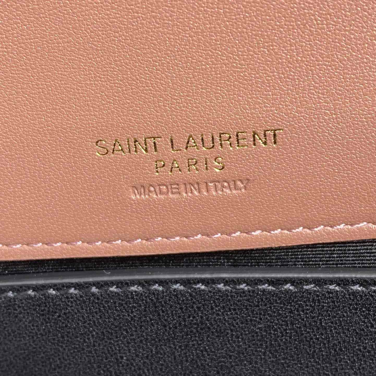 Saint Laurent Loulou Small In Matelasse Lambskin - DesignerGu