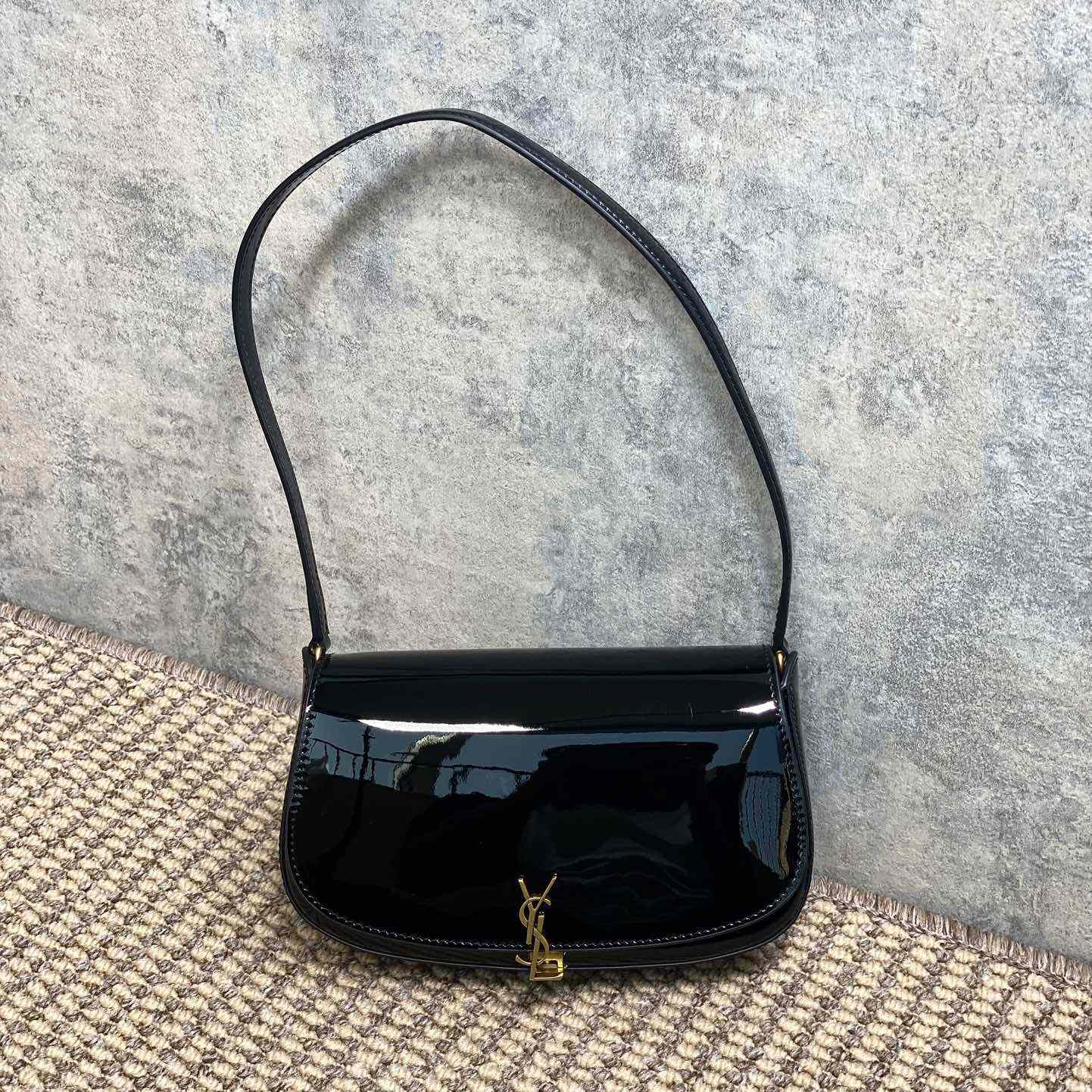 Saint Laurent Mini Voltaire In Patent Leather - DesignerGu