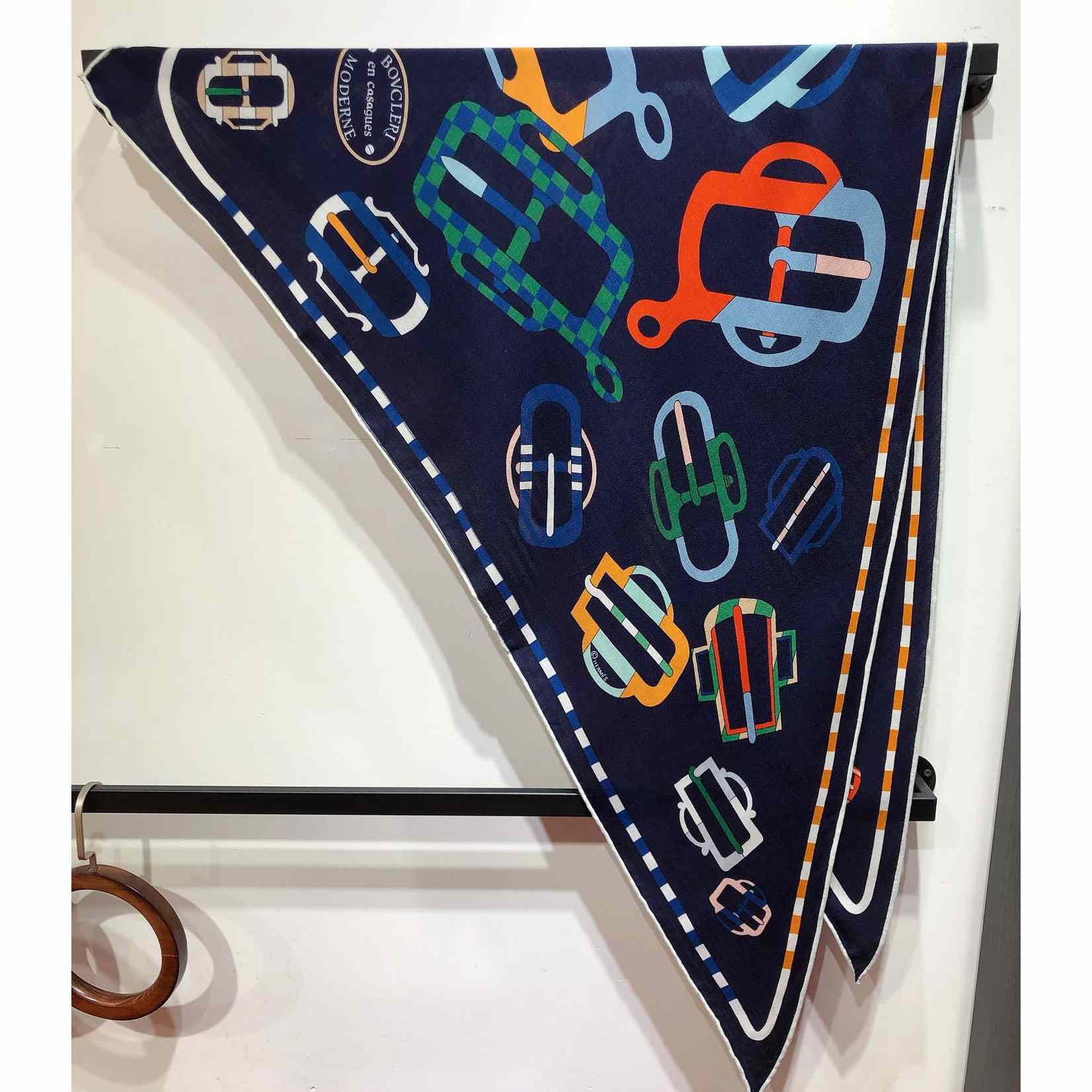 Hermes Bouclerie Moderne En Casaques Giant Triangle - DesignerGu