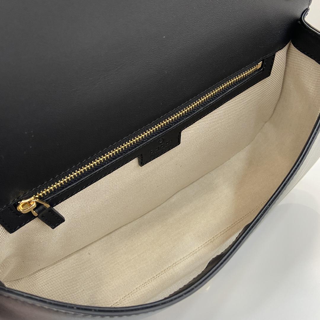 Gucci Blondie Medium Top Handle Bag - DesignerGu