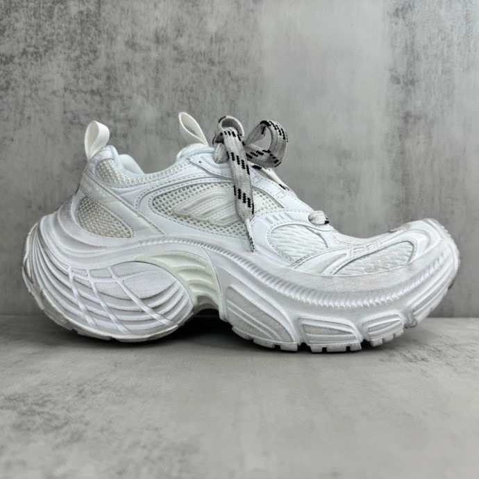 Balenciaga 6XL Sneaker In White - DesignerGu