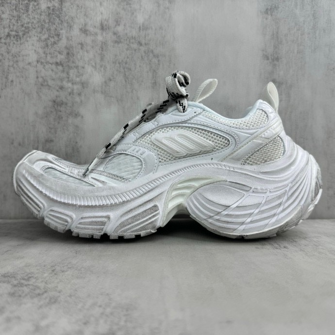 Balenciaga 6XL Sneaker In White - DesignerGu