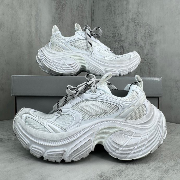 Balenciaga 6XL Sneaker In White - DesignerGu