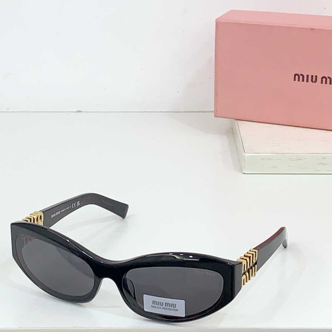 Miu Miu Miu Glimpse Sunglasses - DesignerGu