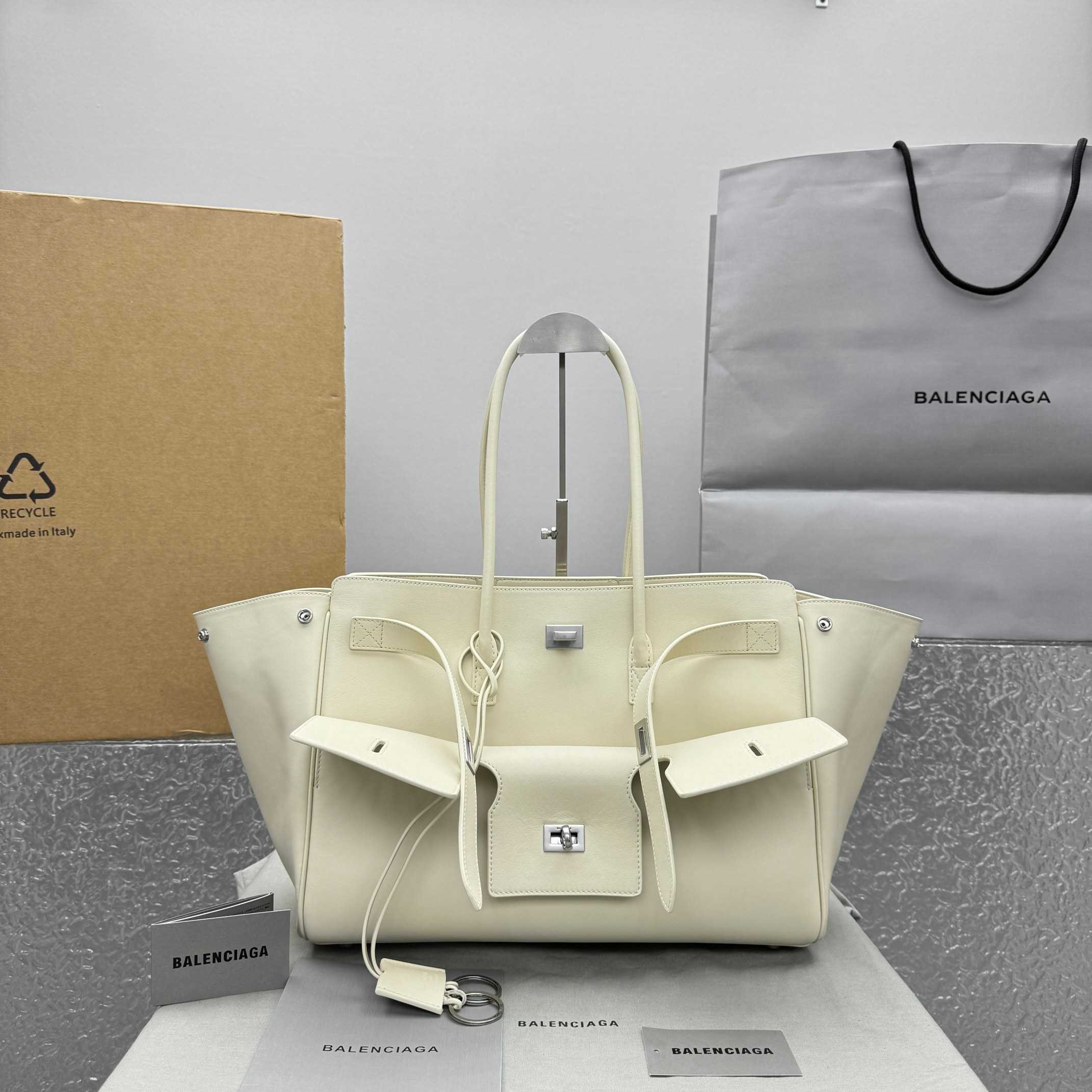 Balenciaga Bel Air Medium Carry All Bag In Soya - DesignerGu