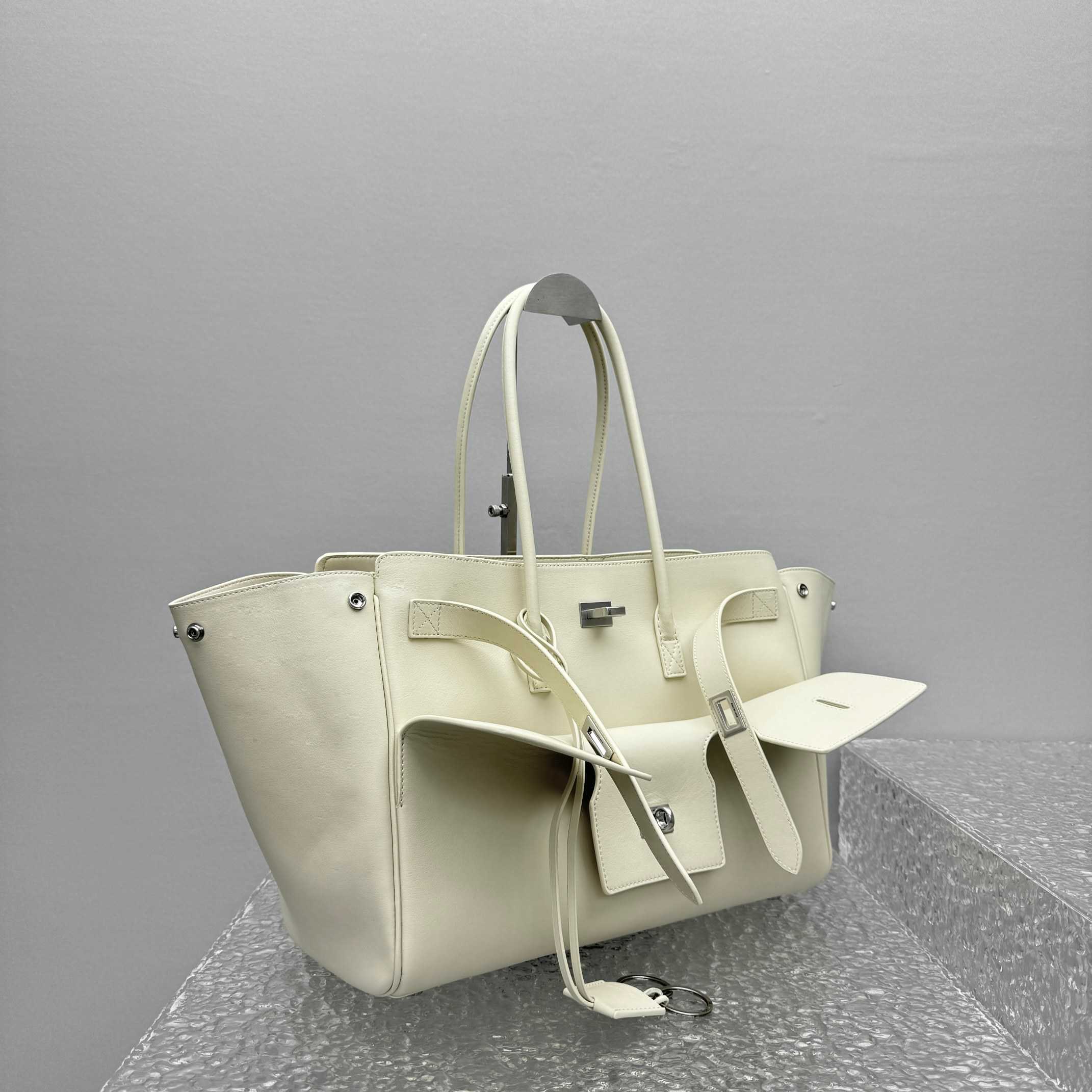 Balenciaga Bel Air Medium Carry All Bag In Soya - DesignerGu