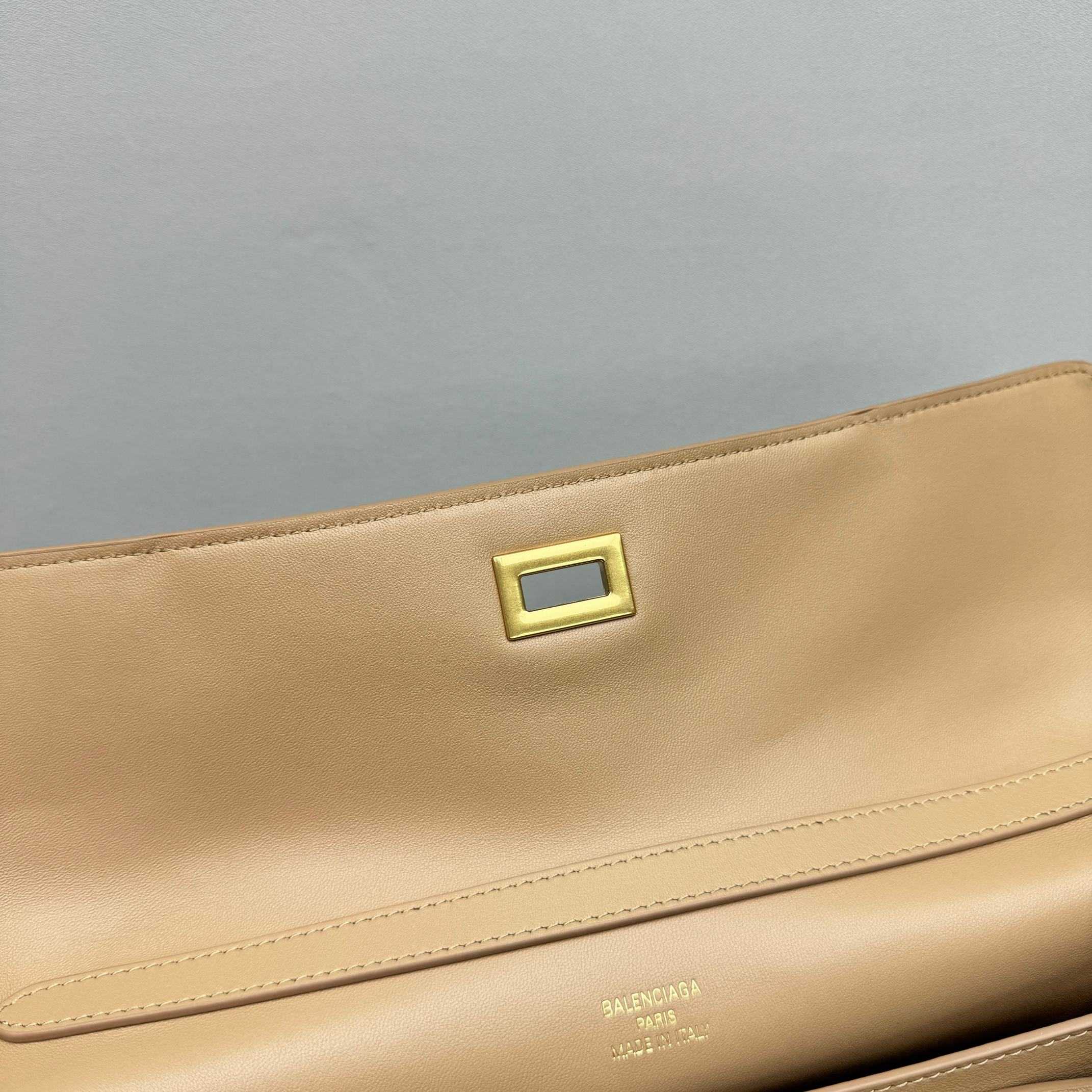 Balenciaga Rodeo Medium Handbag In Latte  - DesignerGu