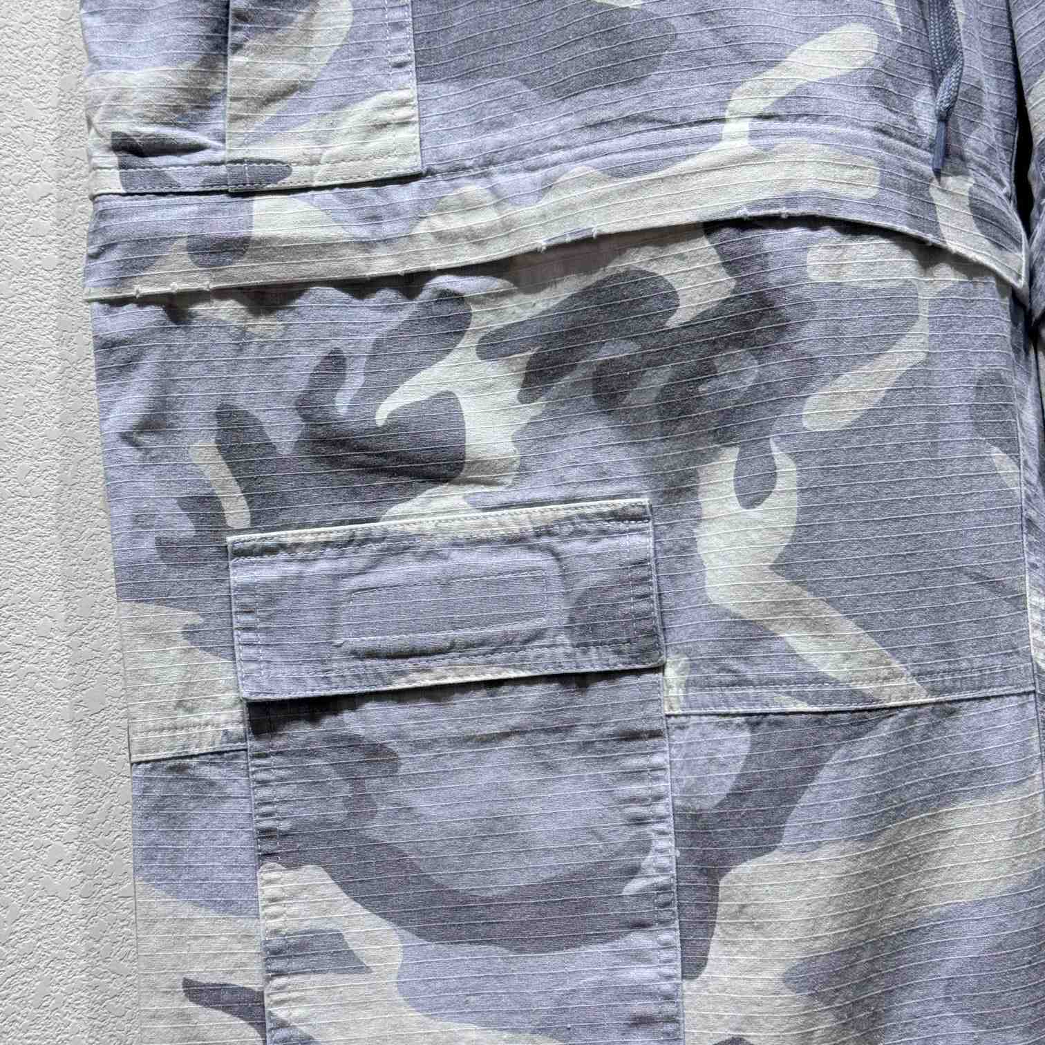 Balenciaga Large Cargo Pants In Light Grey - DesignerGu