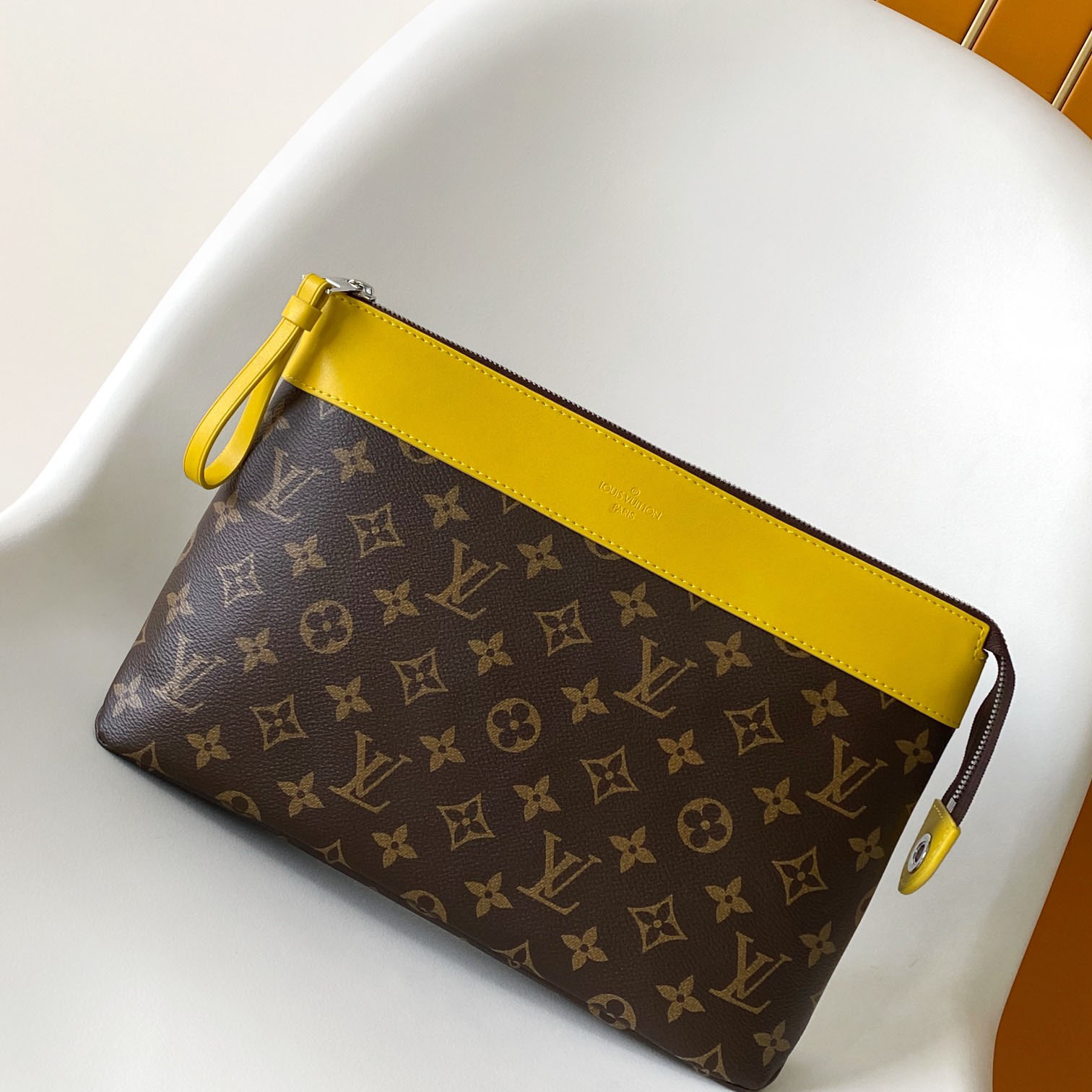 Louis Vuitton Pochette Voyage Souple    M13198 - DesignerGu