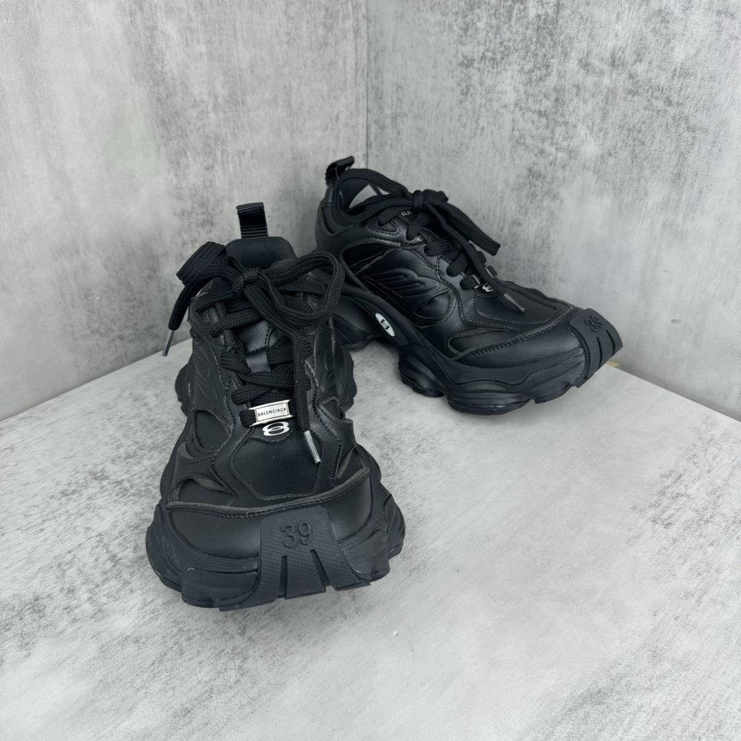 Balenciaga Cargo Sneaker - DesignerGu