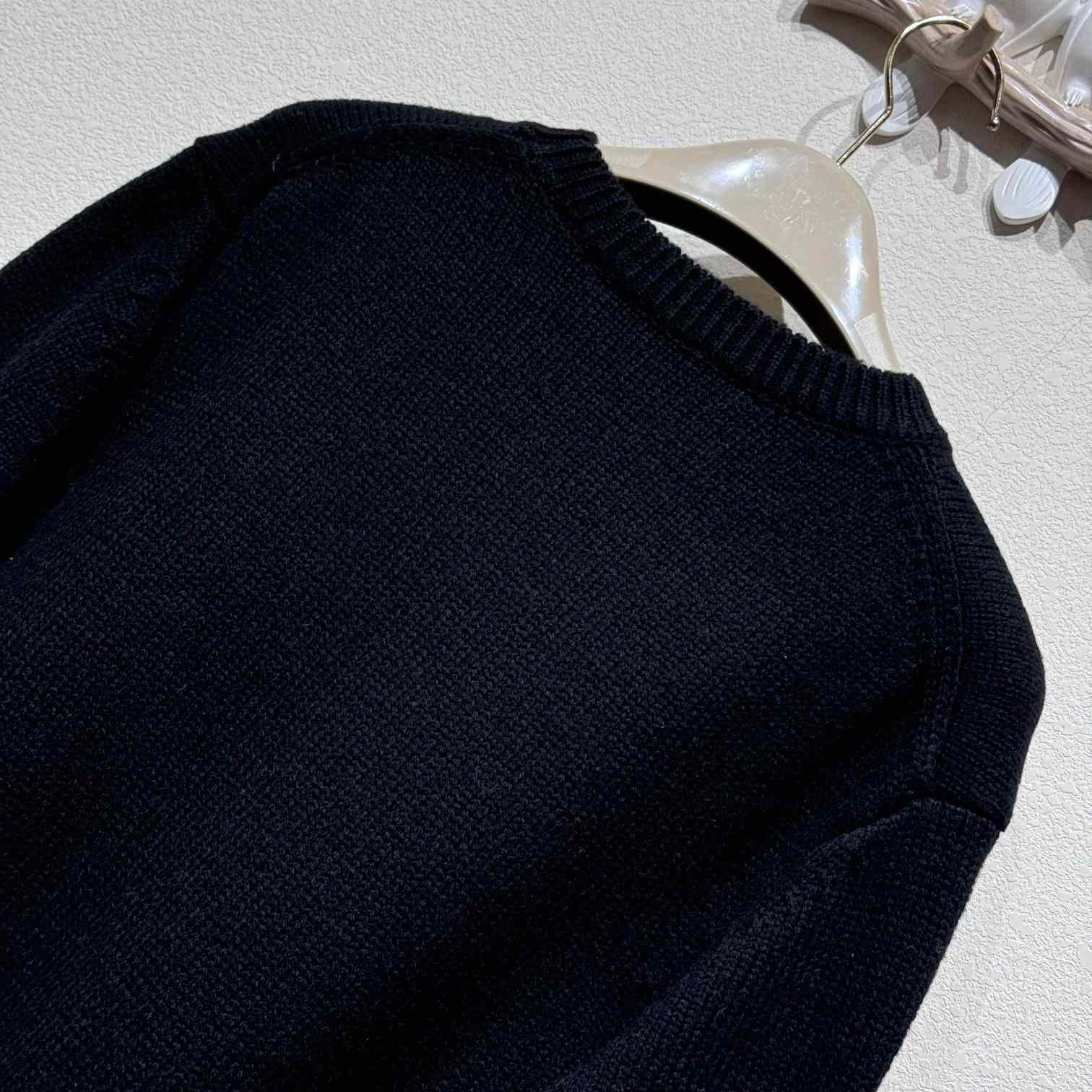 Burberry EKD Wool Cashmere Sweater - DesignerGu