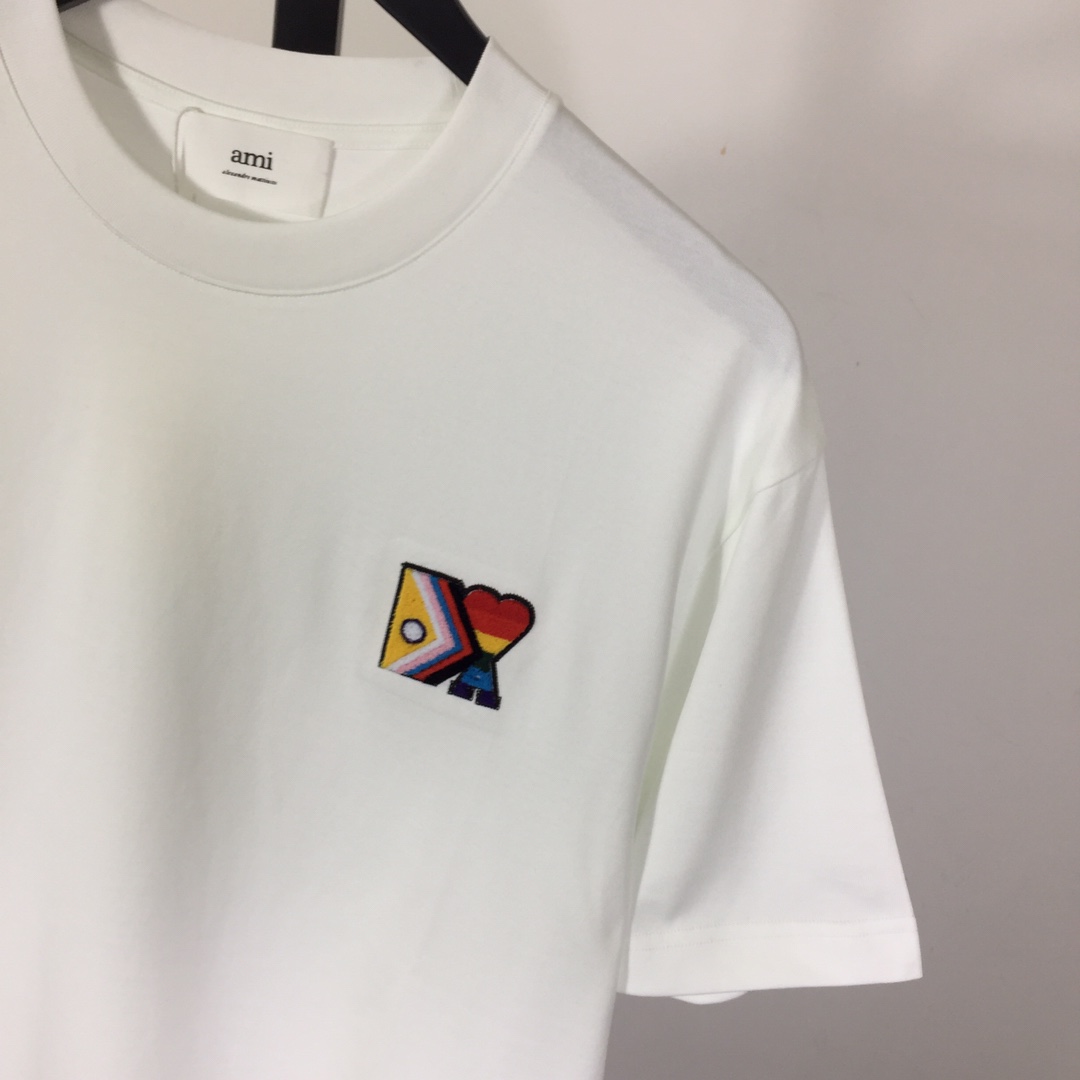 Amiri Logo T-Shirt - DesignerGu