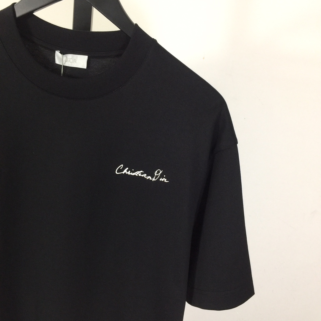 Dior Logo T-Shirt  - DesignerGu