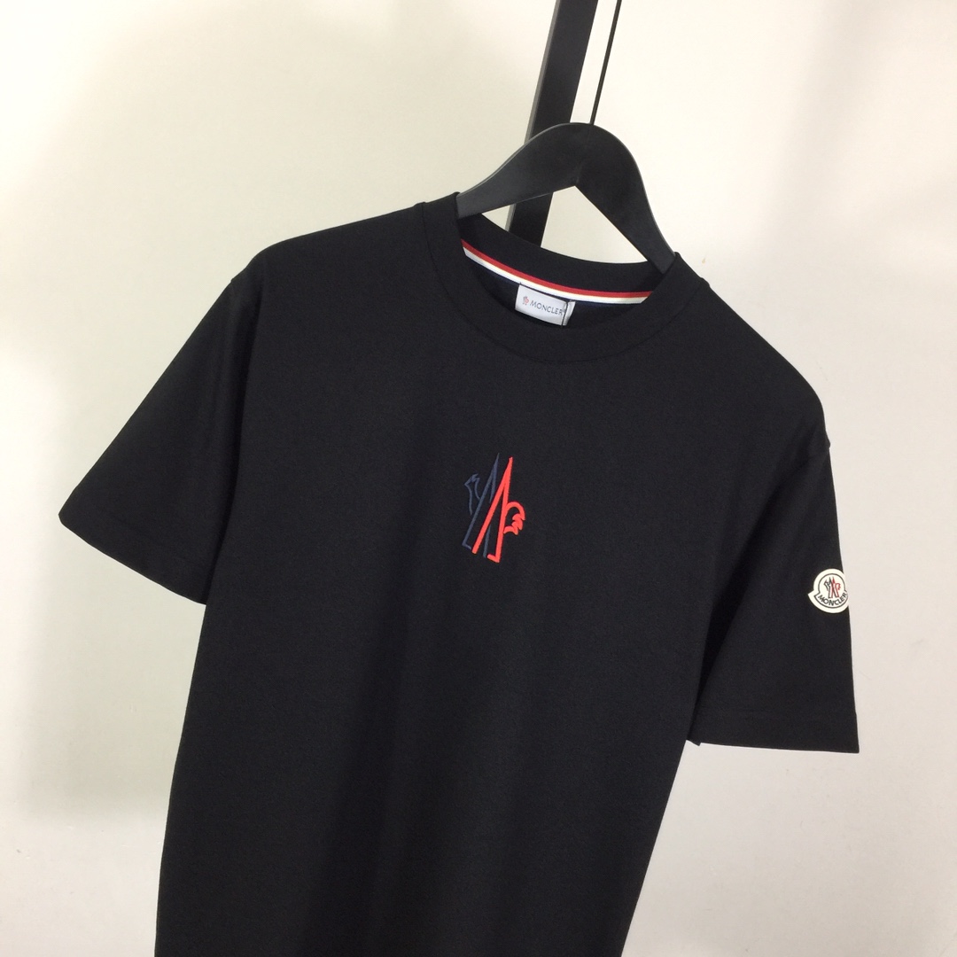 Moncler Logo Cotton T-shirt - DesignerGu