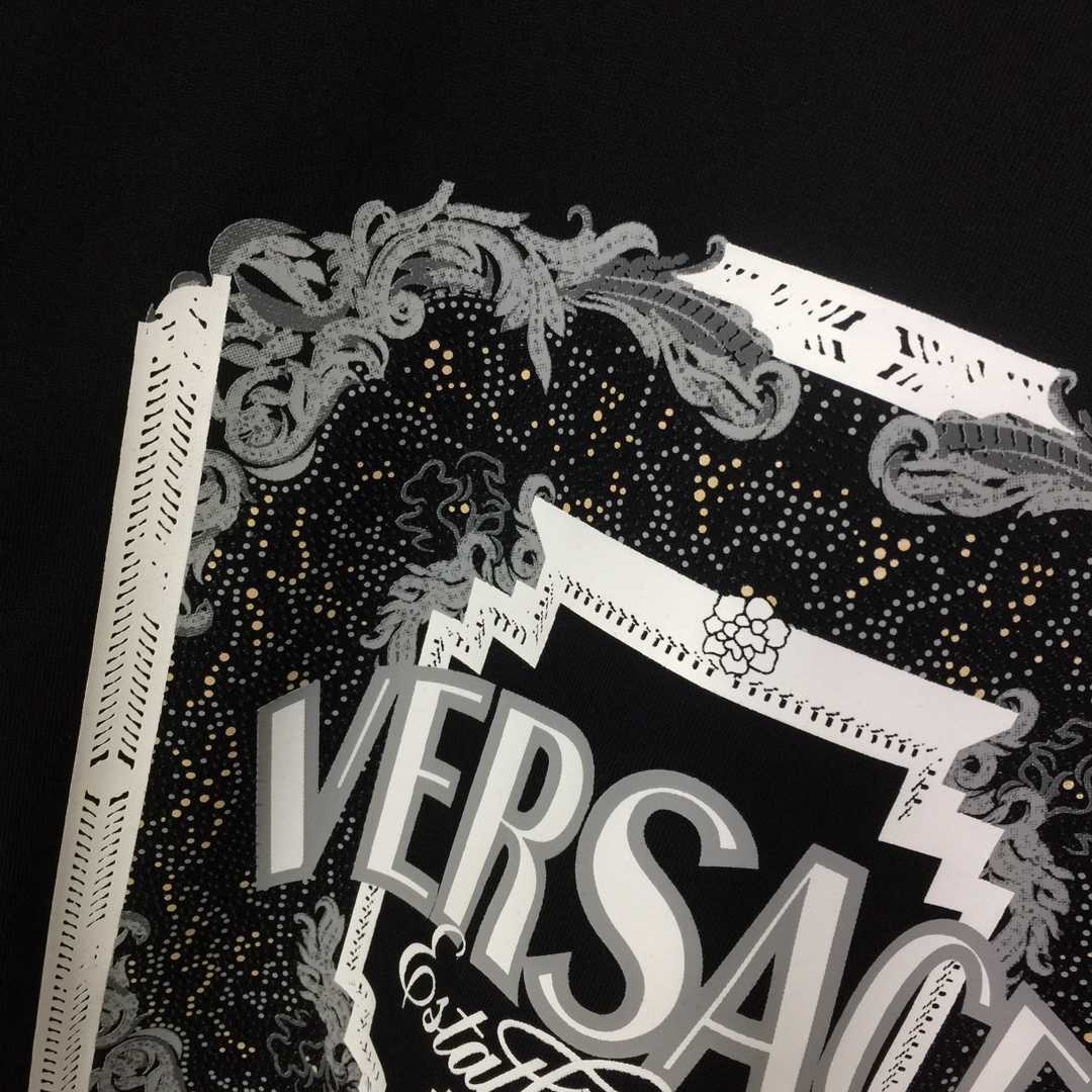 Versace Cotton T-shirt - DesignerGu