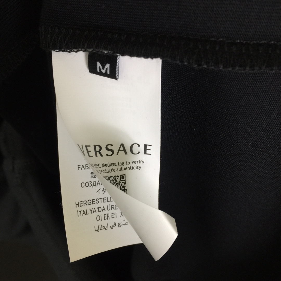 Versace Cotton T-shirt - DesignerGu