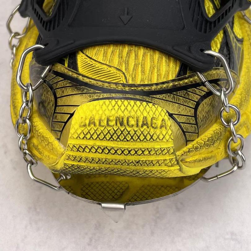 Balenciaga 3XL Ski Sneaker In Yellow And Black Mesh And Polyurethane - DesignerGu