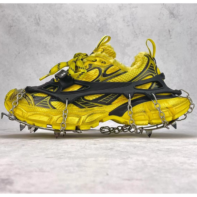 Balenciaga 3XL Ski Sneaker In Yellow And Black Mesh And Polyurethane - DesignerGu