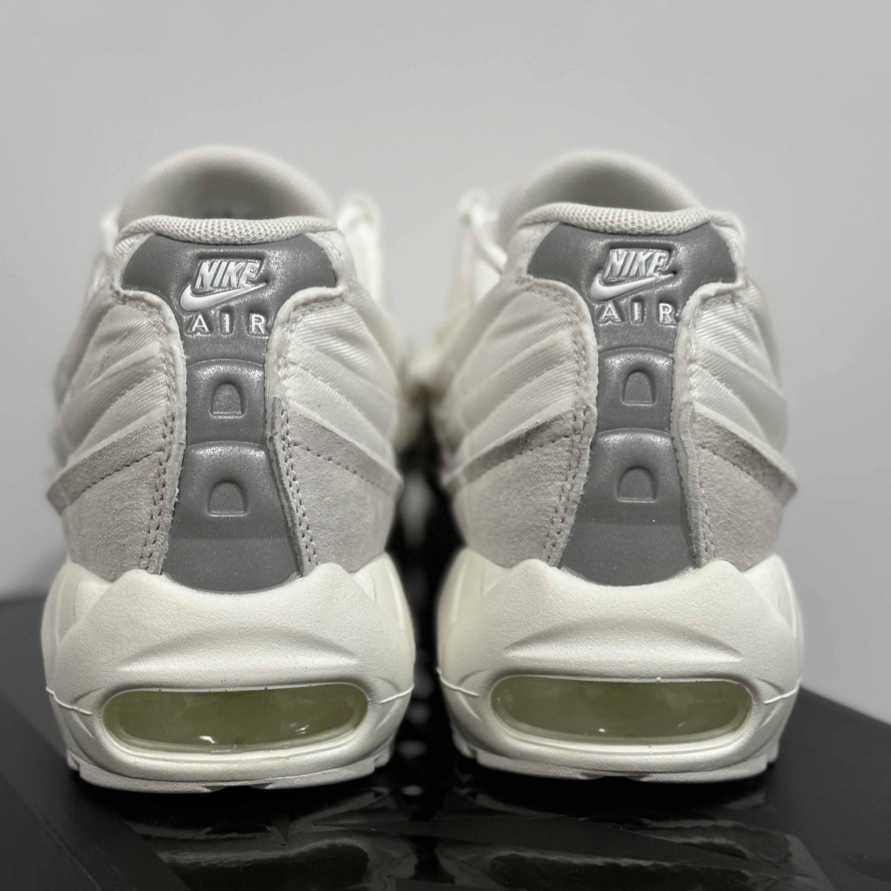 CDG X Nike Air Max 95 OG Sneaker    CU8406-100 - DesignerGu