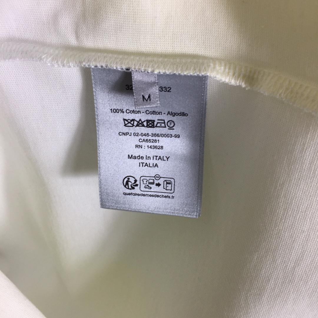 Dior Logo T-Shirt  - DesignerGu