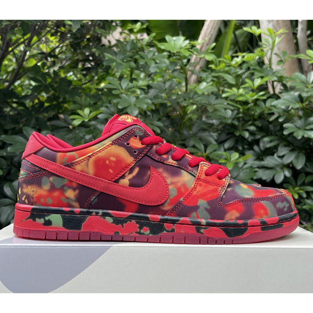 The Wizard of Oz x Nike SB Dunk Low“RubySlipper” Sneaker    FZ1291-600  - DesignerGu