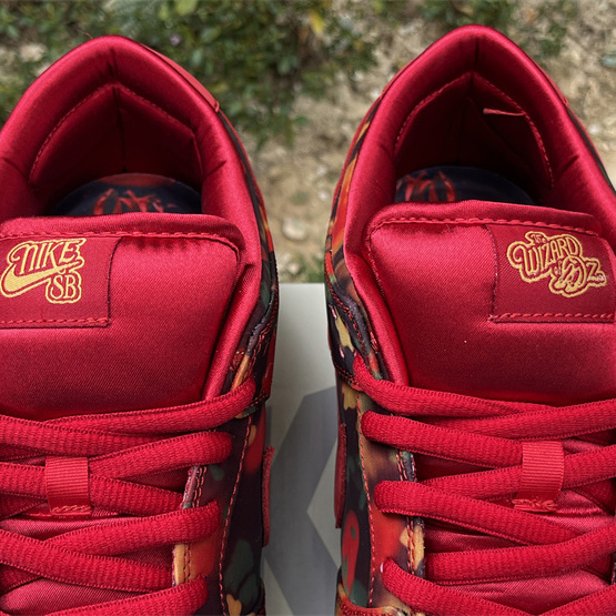 The Wizard of Oz x Nike SB Dunk Low“RubySlipper” Sneaker    FZ1291-600  - DesignerGu