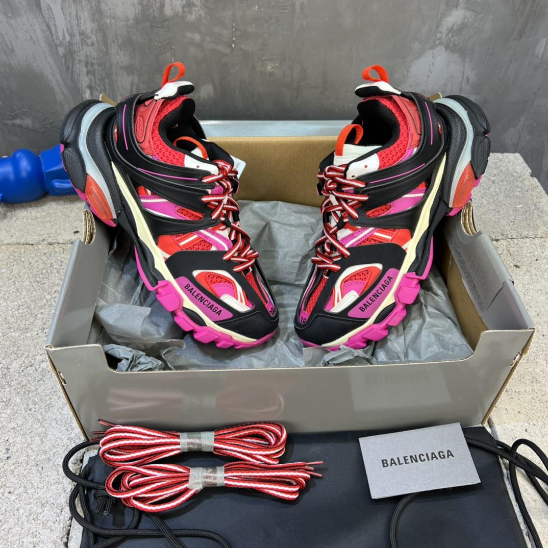 Balenciaga Track Sneaker  - DesignerGu