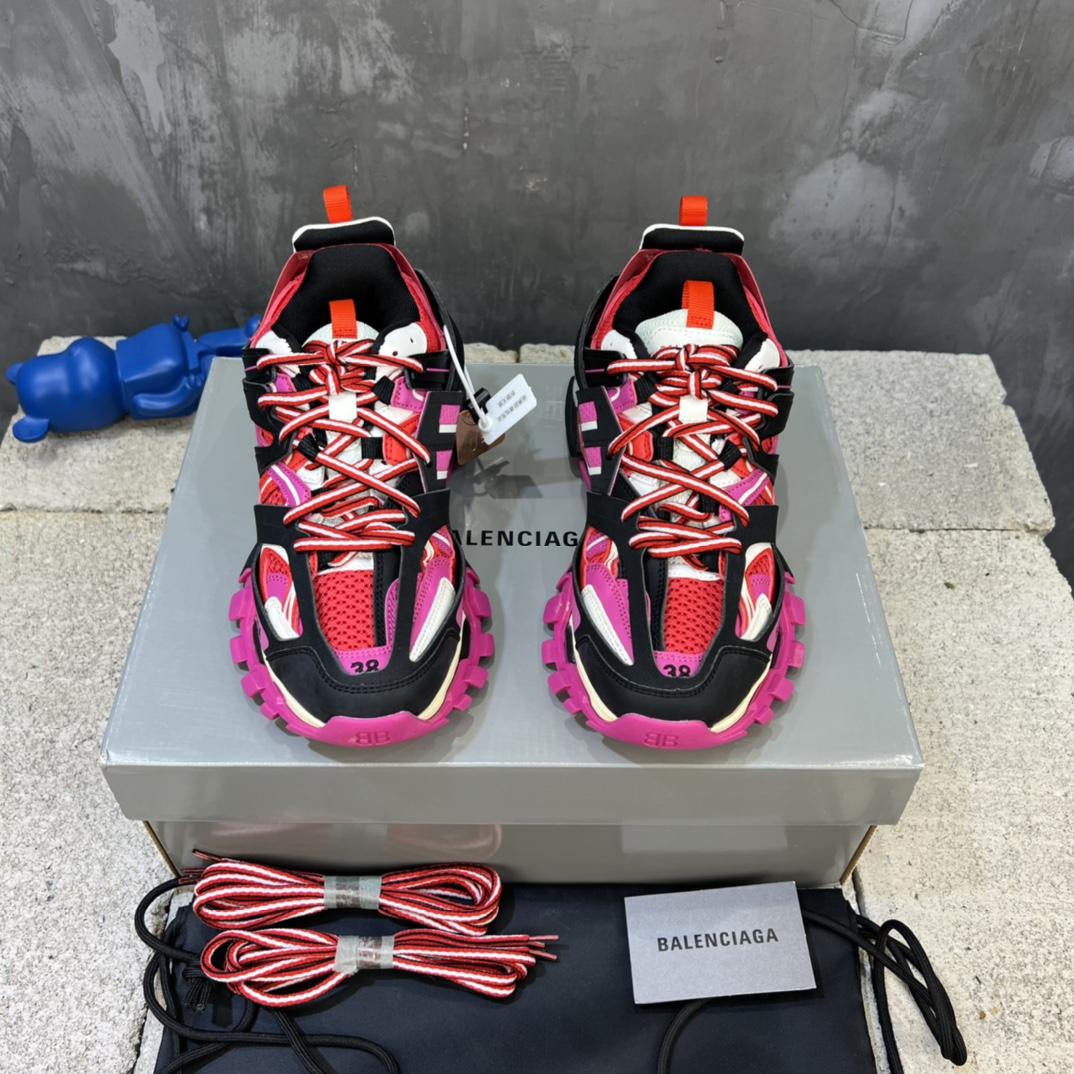 Balenciaga Track Sneaker  - DesignerGu