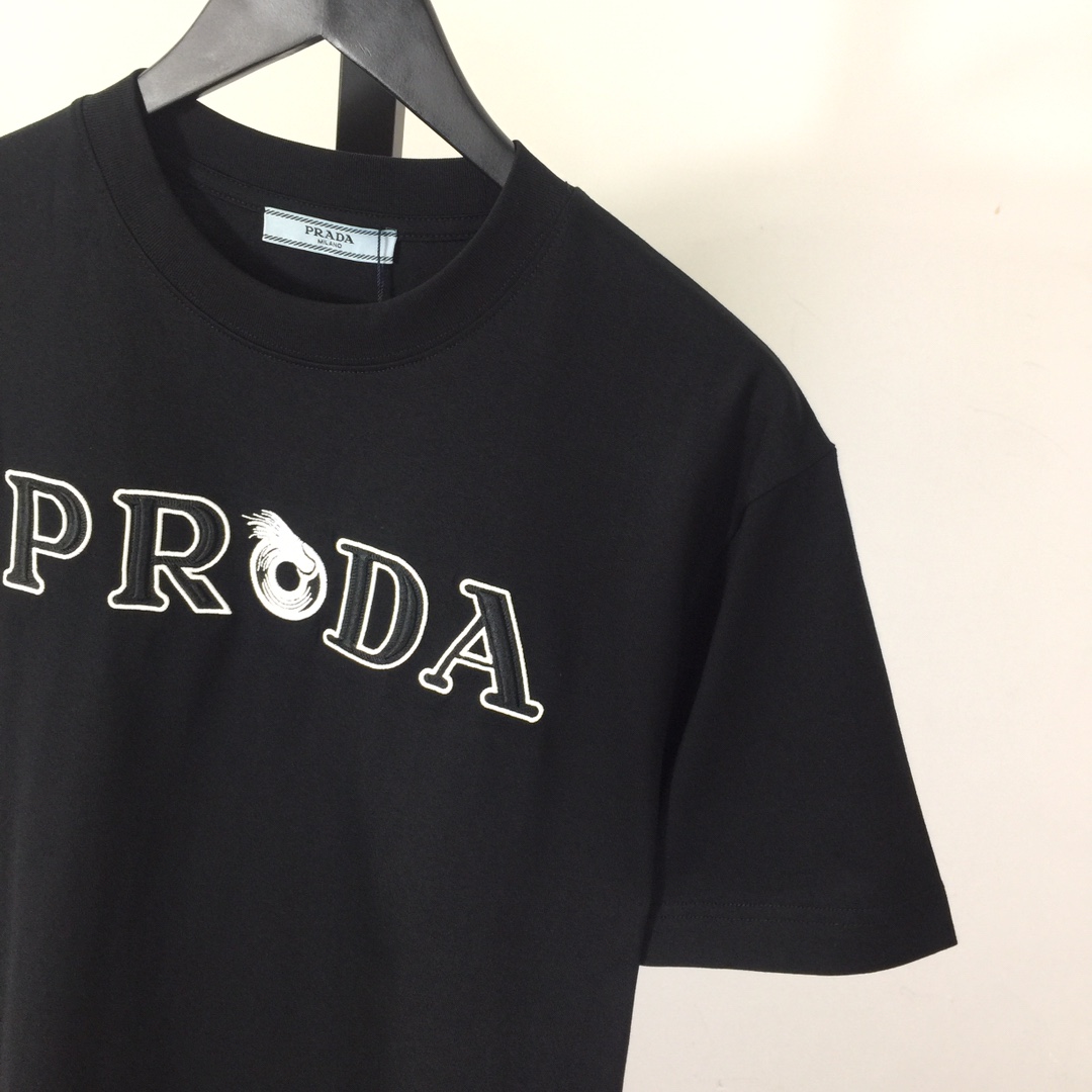 Prada Cotton  T-shirt  - DesignerGu