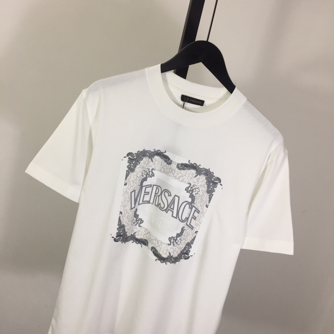 Versace Cotton T-shirt - DesignerGu