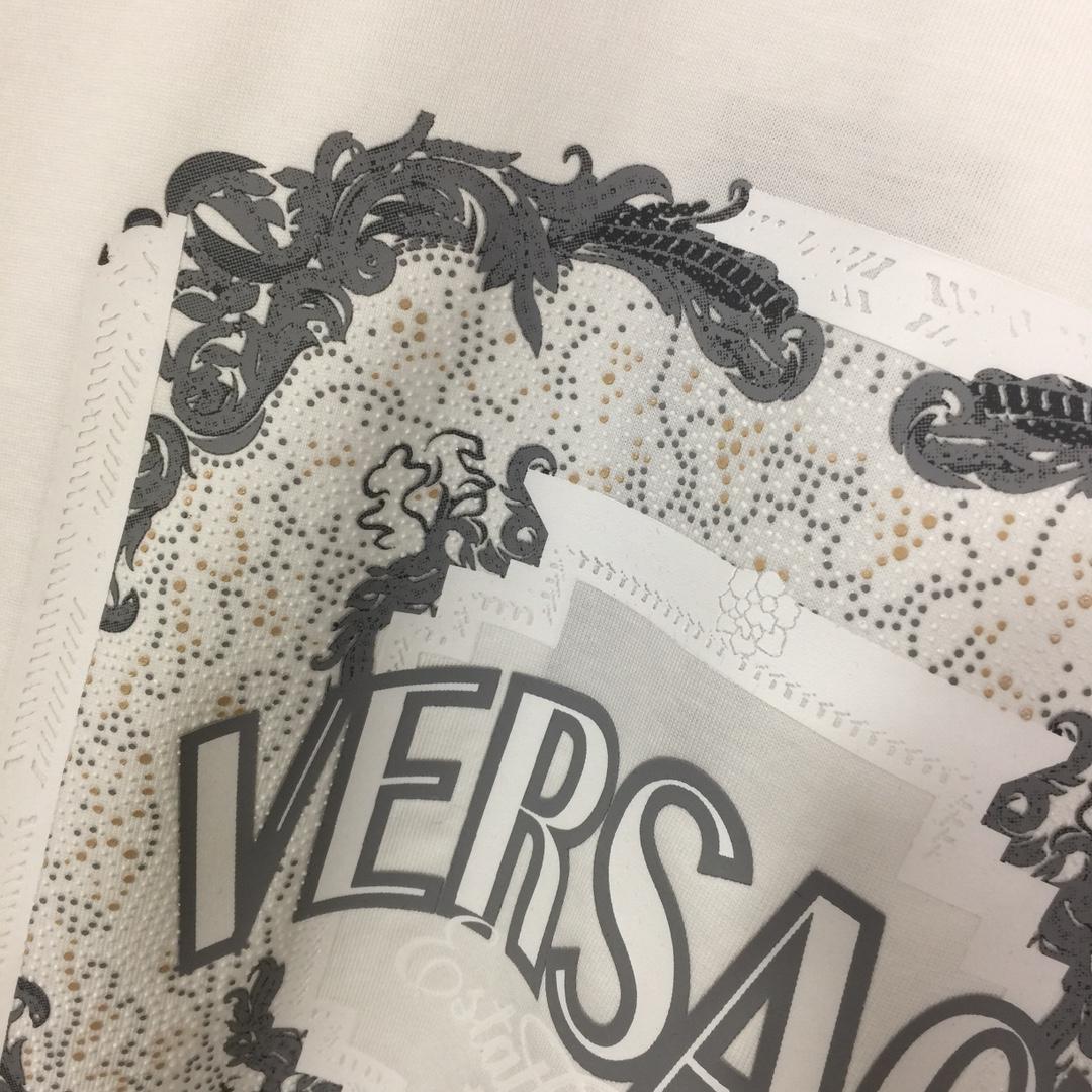 Versace Cotton T-shirt - DesignerGu