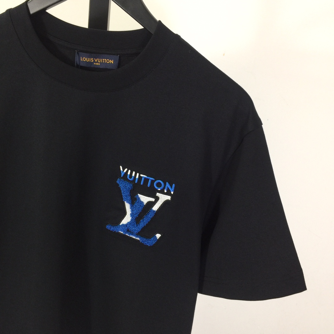 Louis Vuitton Cotton T-Shirt - DesignerGu