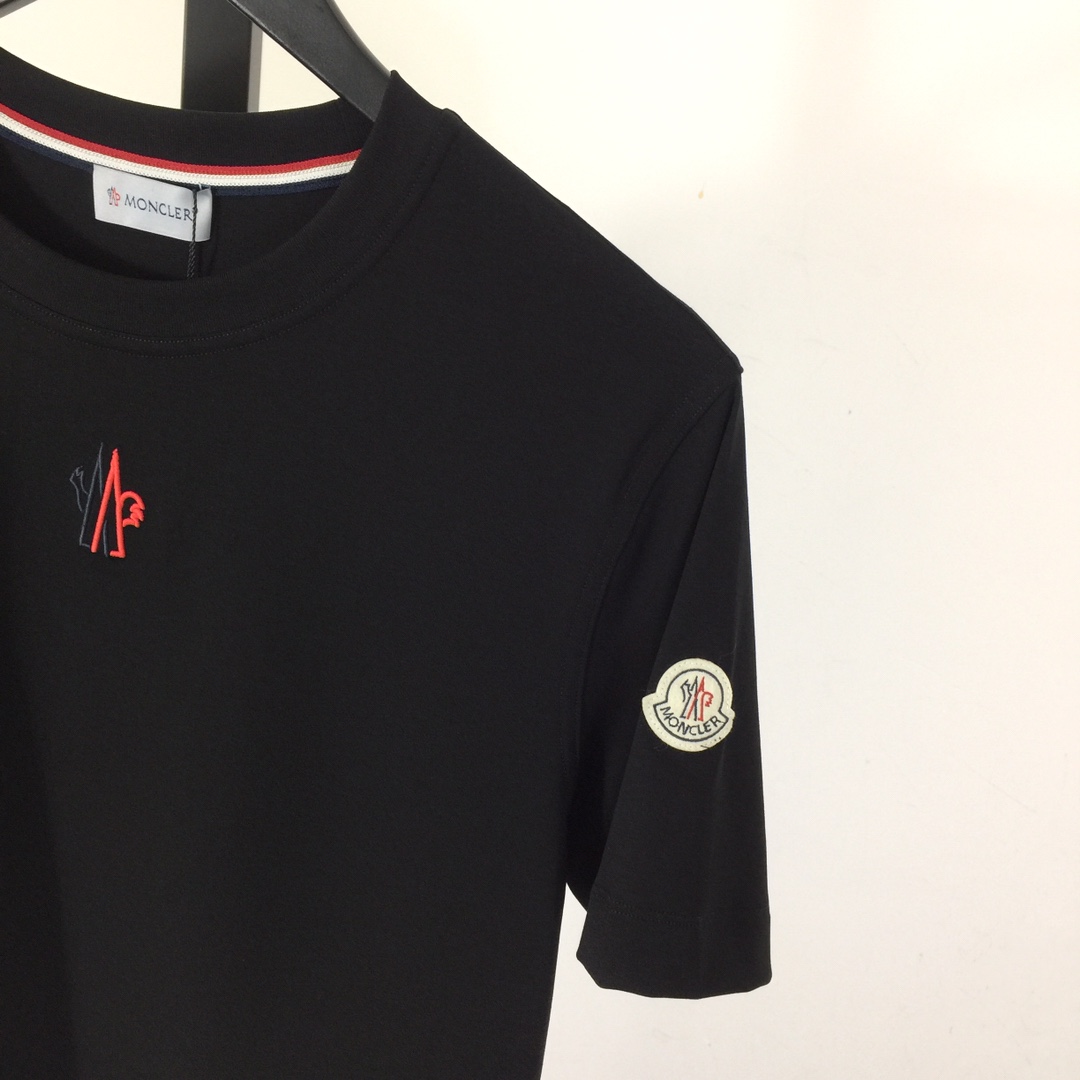 Moncler Logo Cotton T-shirt - DesignerGu