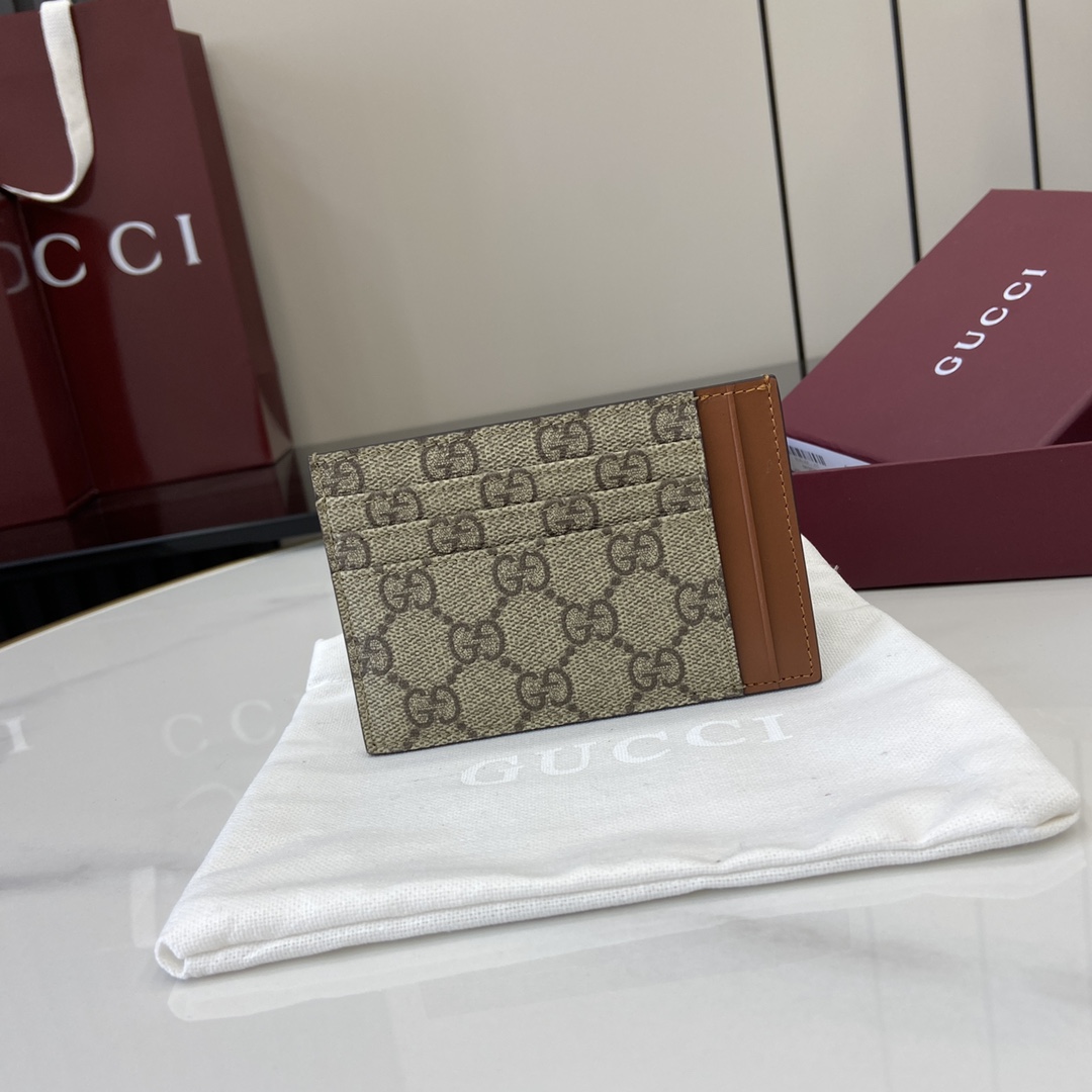 Gucci GG Emblem Card Case  - DesignerGu