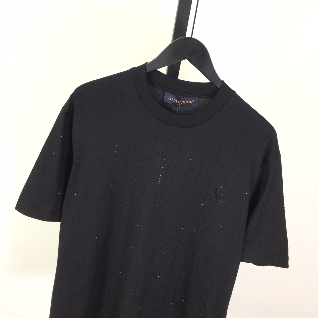 Louis Vuitton Cotton T-Shirt With Crystal - DesignerGu