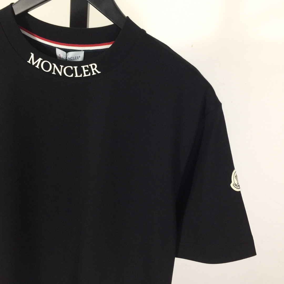 Moncler Logo Cotton T-shirt - DesignerGu