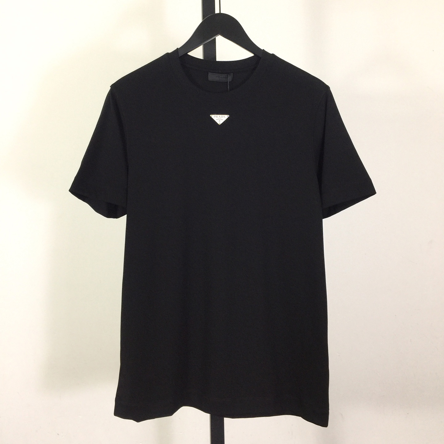 Prada Logo T-Shirt - DesignerGu