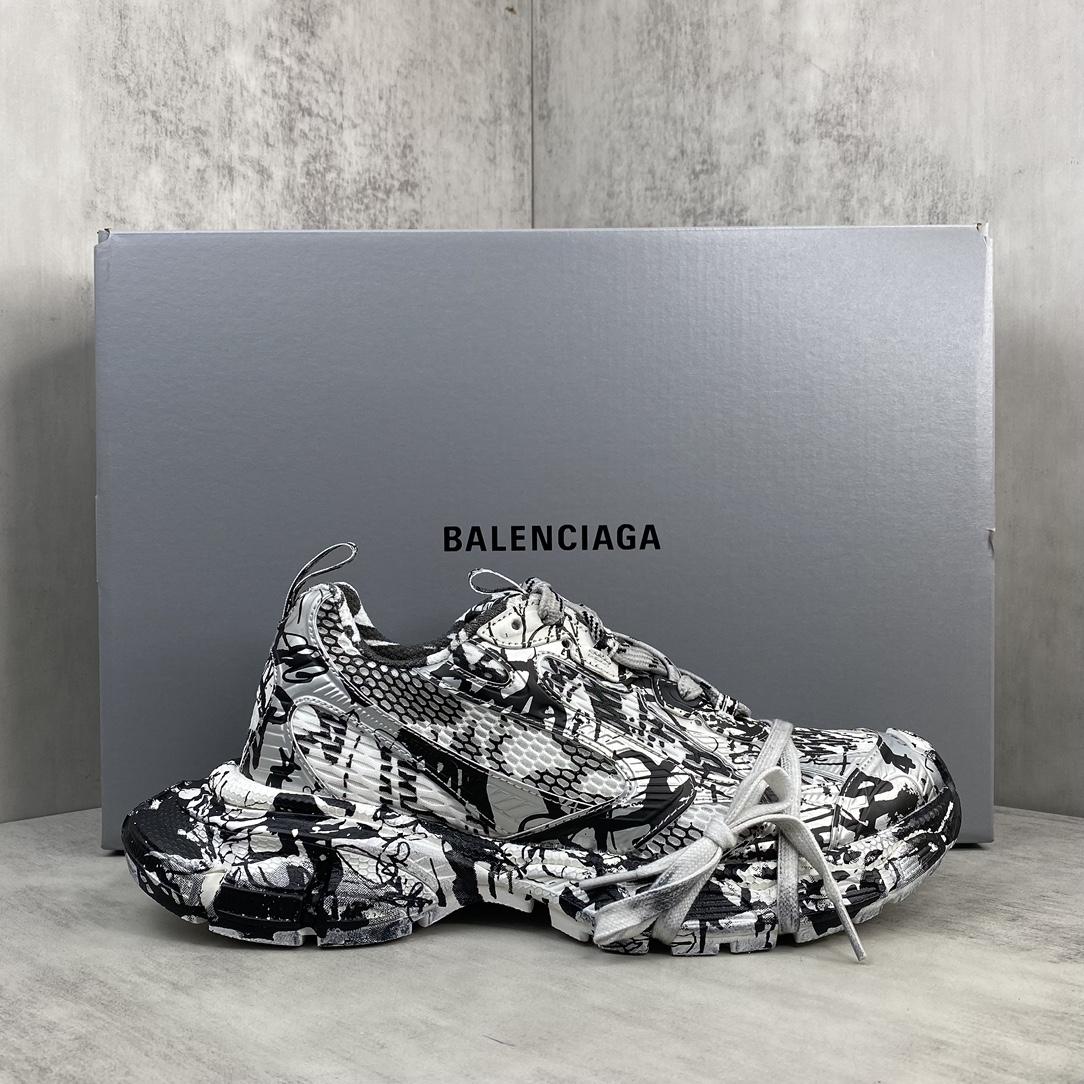 Balenciaga Track Graffiti Sneaker In White And Black Mesh And Nylon - DesignerGu