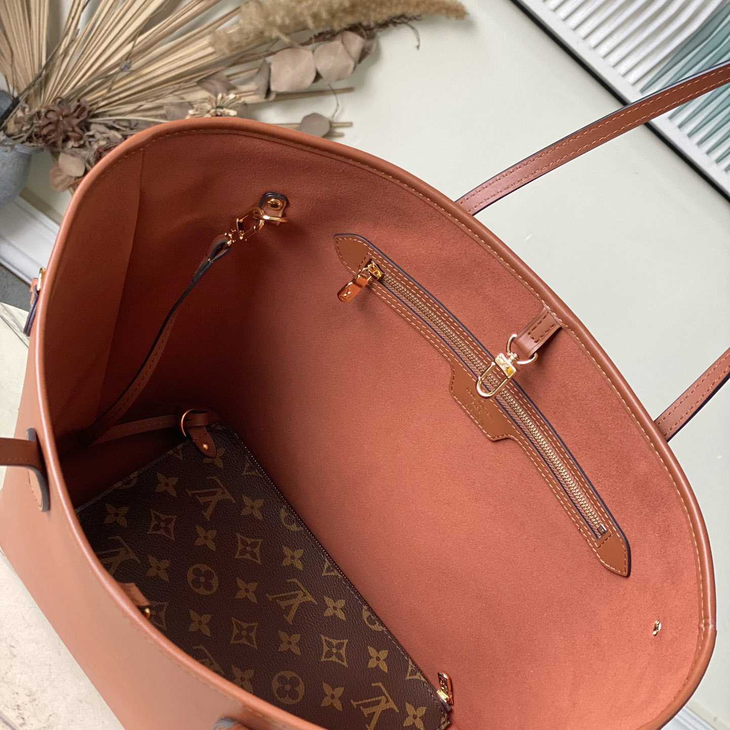 Louis Vuitton Neverfull MM   M12467 - DesignerGu