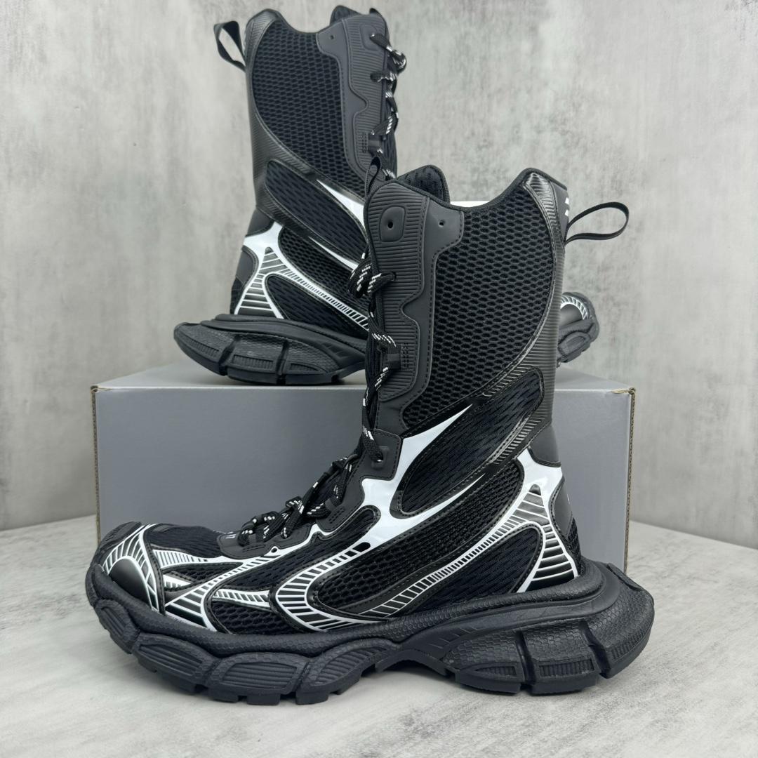 Balenciaga 5XL Sneaker  - DesignerGu