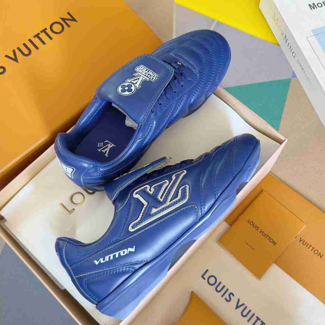 Louis Vuitton LV Footprint Soccer Sneaker   1AHDP8 - DesignerGu